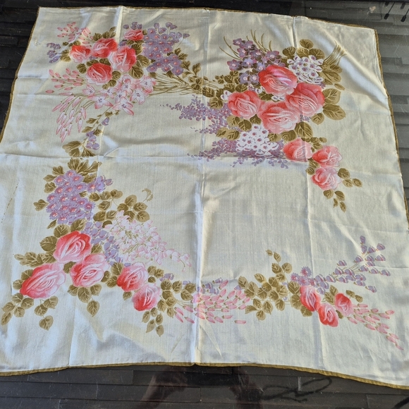 100% Pure Silk Pink Floral And Gold Tones Scarf Hand Rolled Stitch - Picture 10 of 11